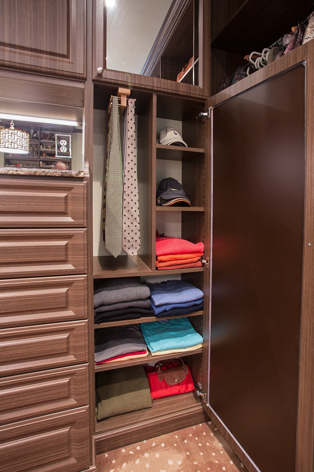 Inspired Closets Boutique with shelves and drawers