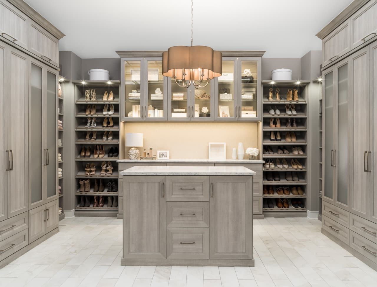 Boutique closet with shelves, drawers and clothing racks