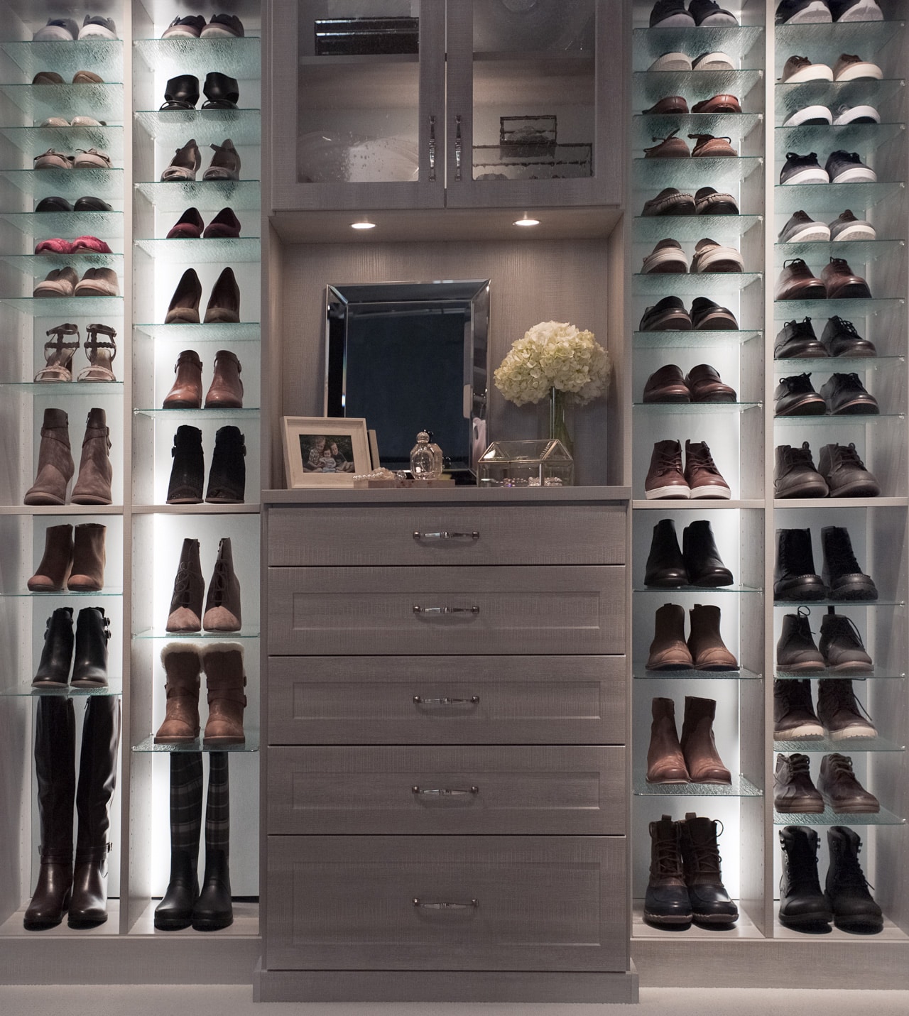 Closet with glass shelves for shoes