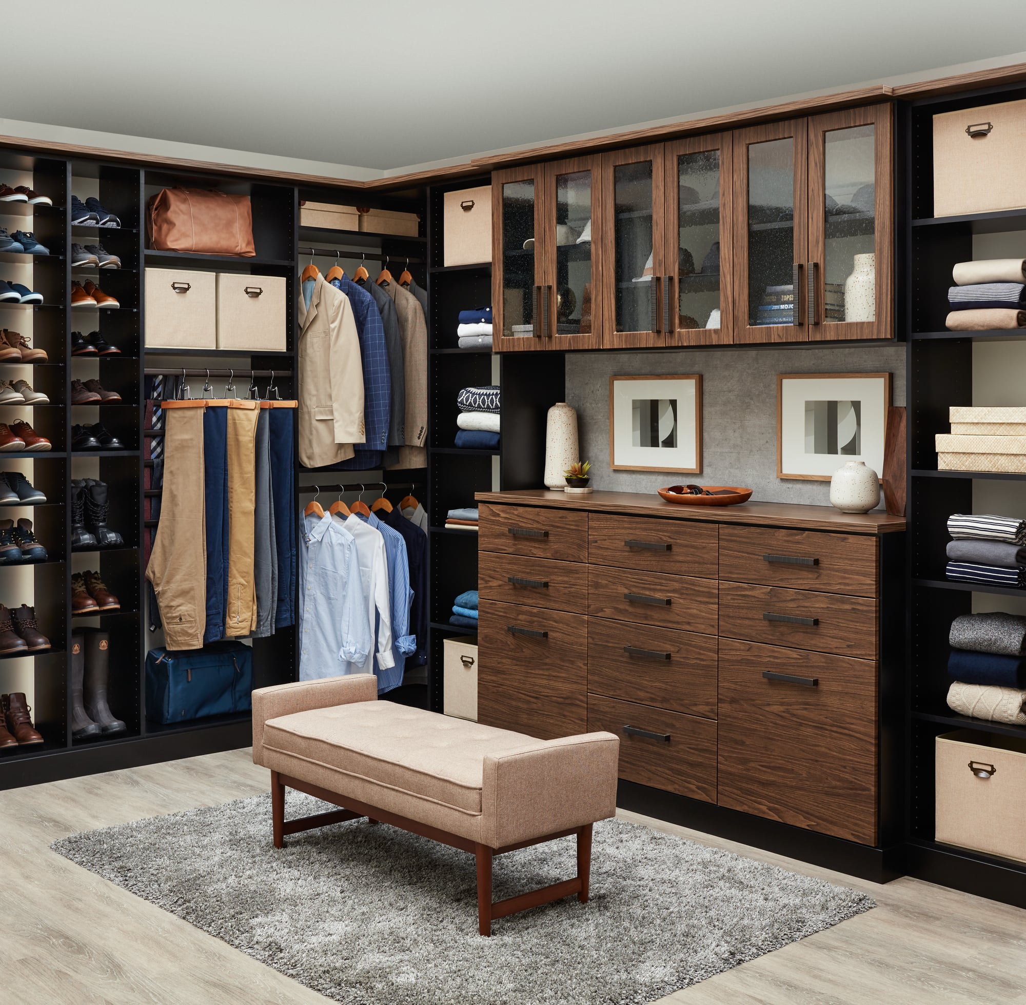 Closet Interior Design? Leave It to Closets Las Vegas!