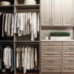 CustomBoutiqueWalk InWomen’sClosetinAthens,GAwithDrawersandHangingRods