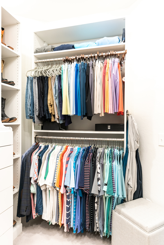 Doublehangingcustomwalk closetwithtopshelfstorageinOklahomaCity